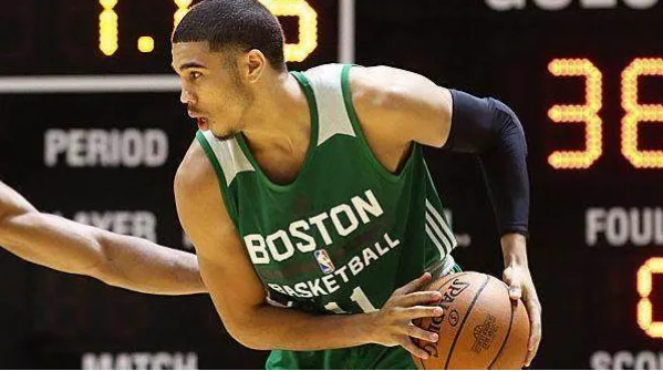 技术起源与早期演变：NBA面框单打如何突破背身传统？